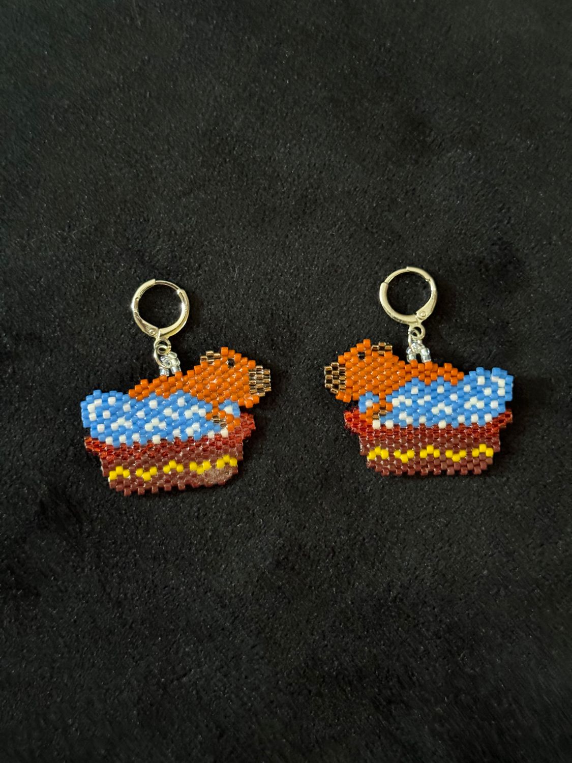 Capybara Bath Time Leverback Earrings