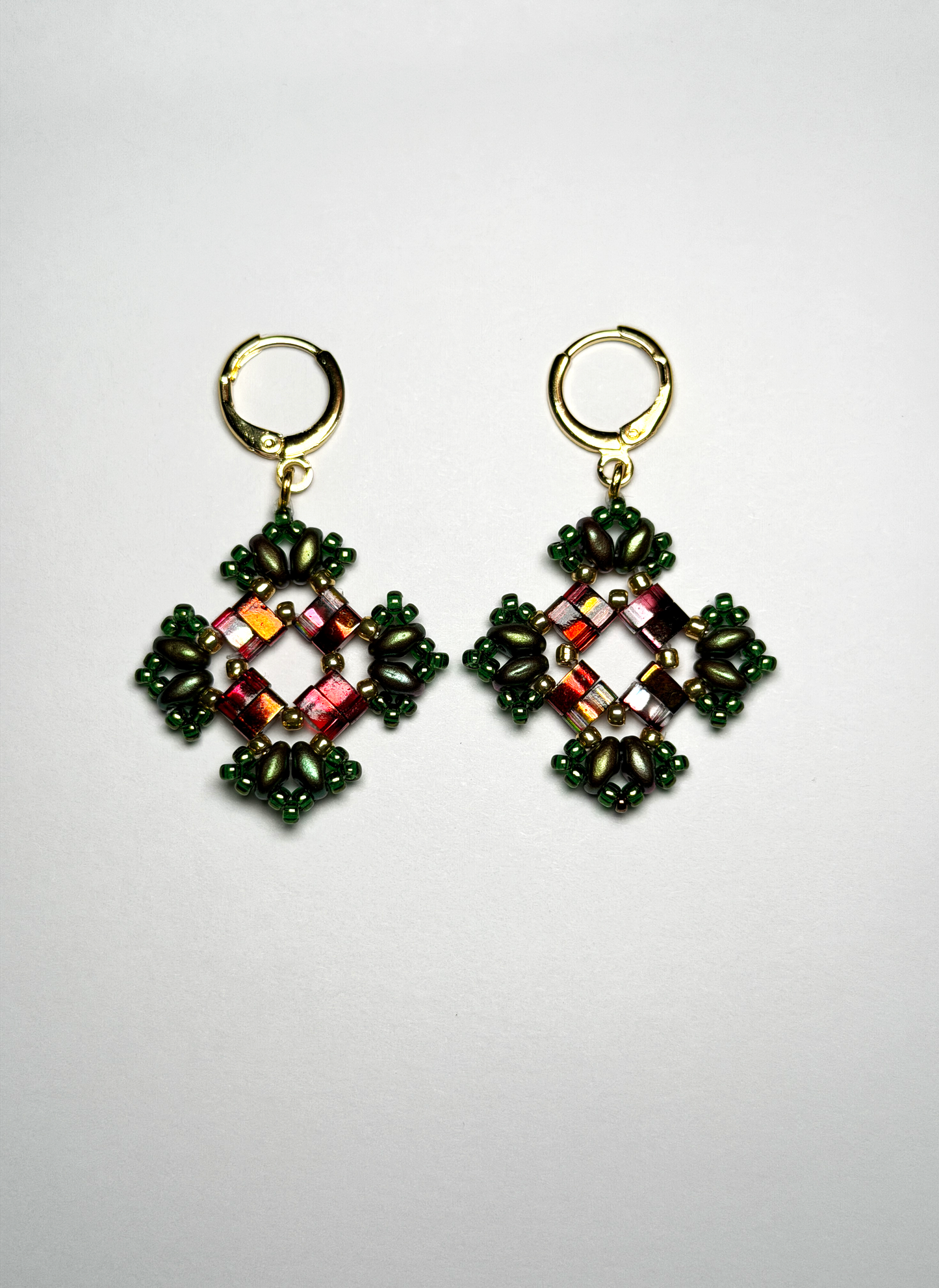 Seasonal Shift Geometric Floral Leverback Earring