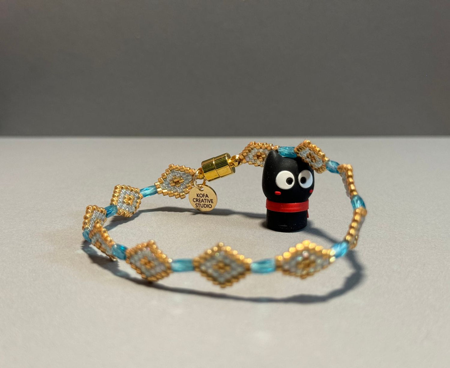 Glass Beaded Magnet Clasp Bracelet