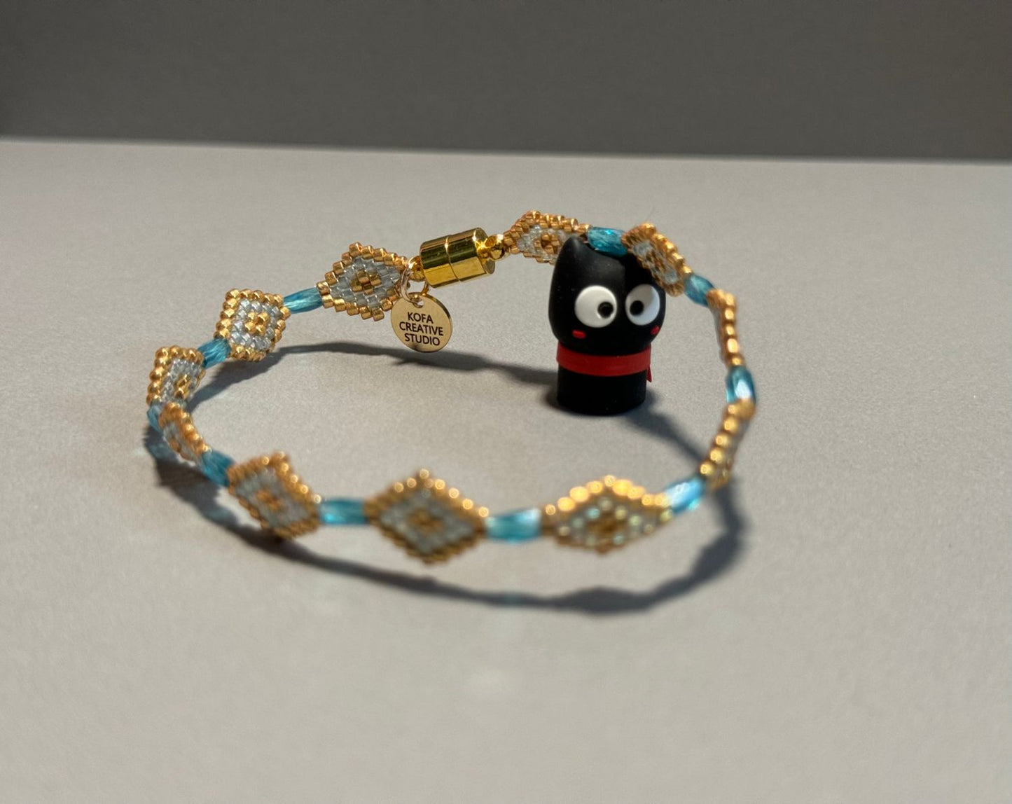 Glass Beaded Magnet Clasp Bracelet