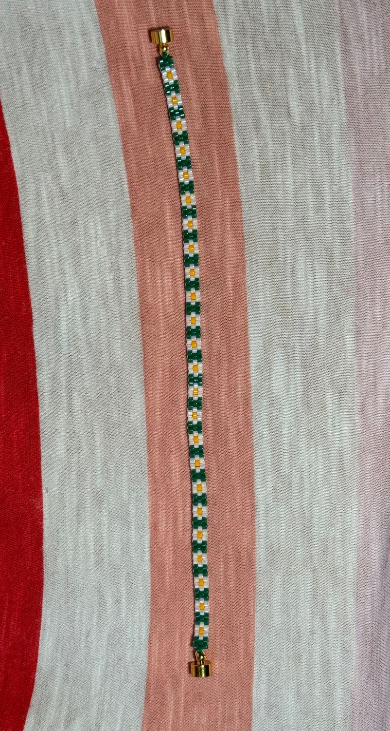 White Daisy Chain Tennis Bracelet