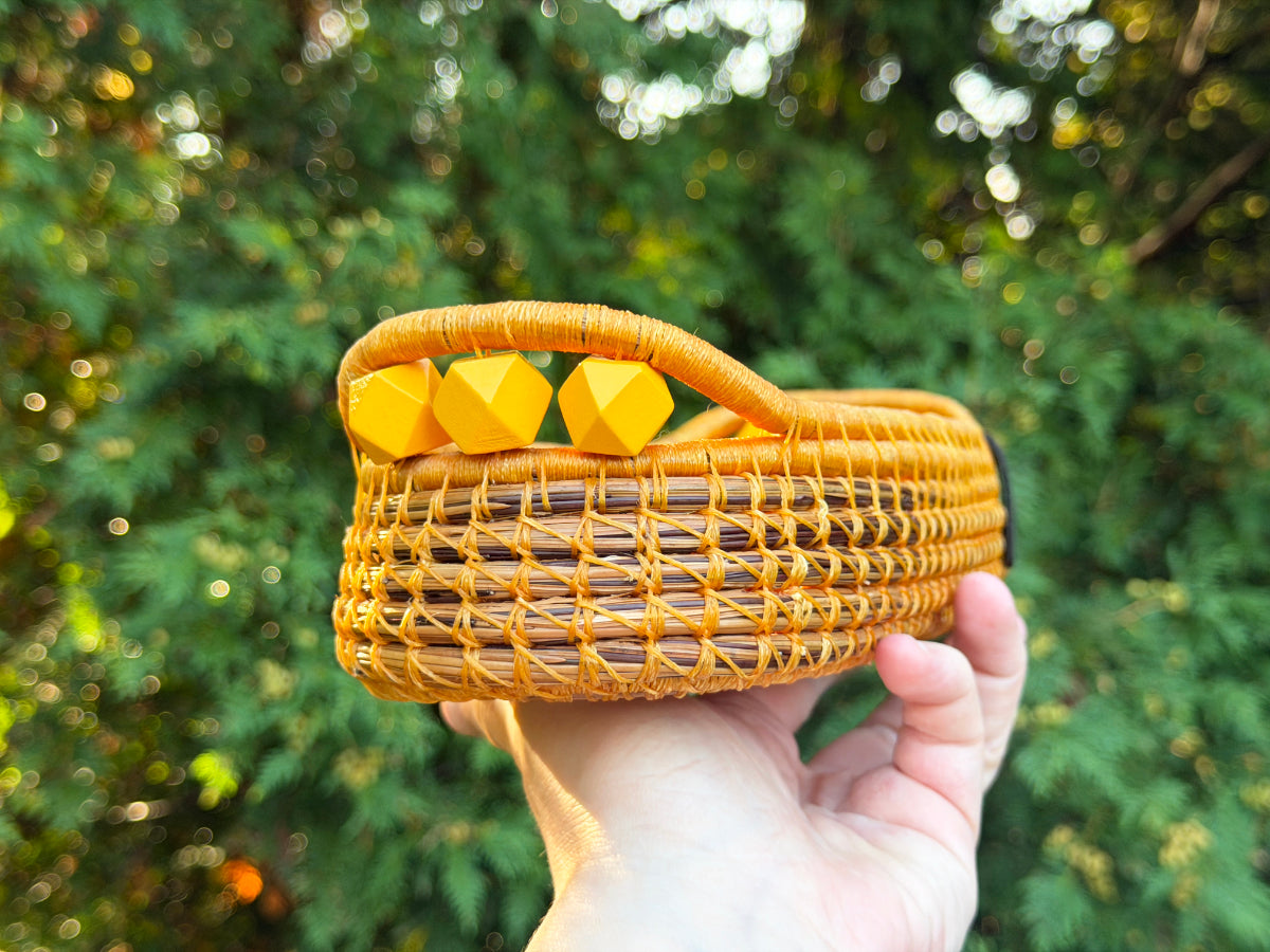 Specialty Coiled Pine Needle Cracker Basket